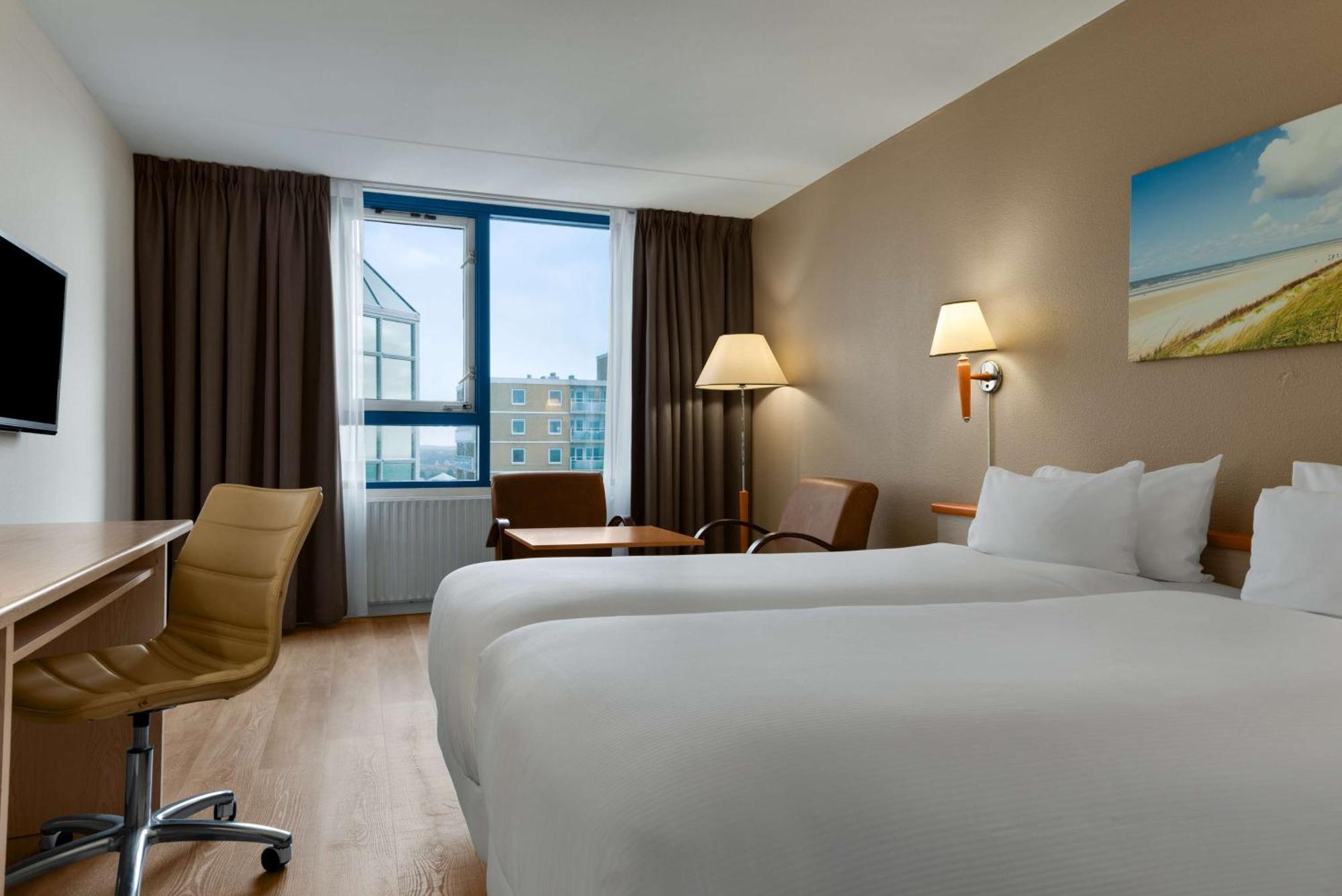 Hotel Nh 4*